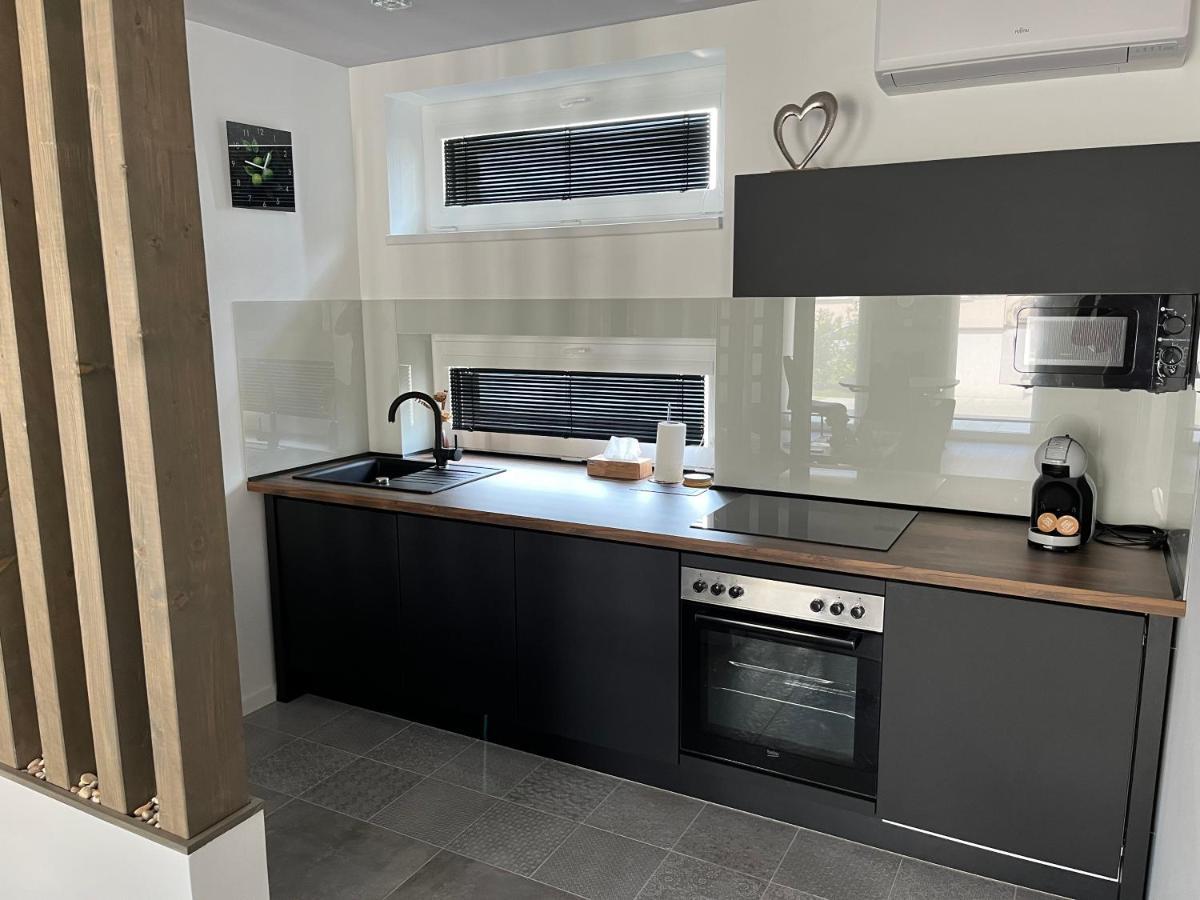 A-765 Apartman Szentgotthárd Eksteriør bilde